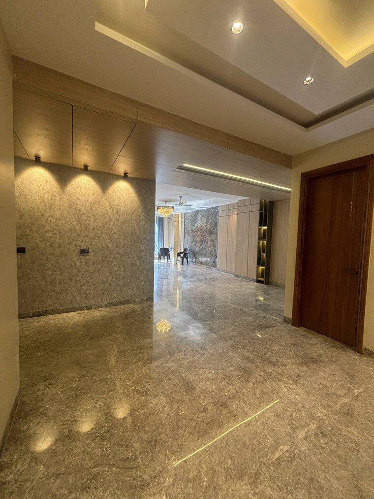 Room, dlf-imperial-residences 4 Bedroom 402 Sq.Ft. Builder Floor In Dlf Phase I Gurgaon 8570391