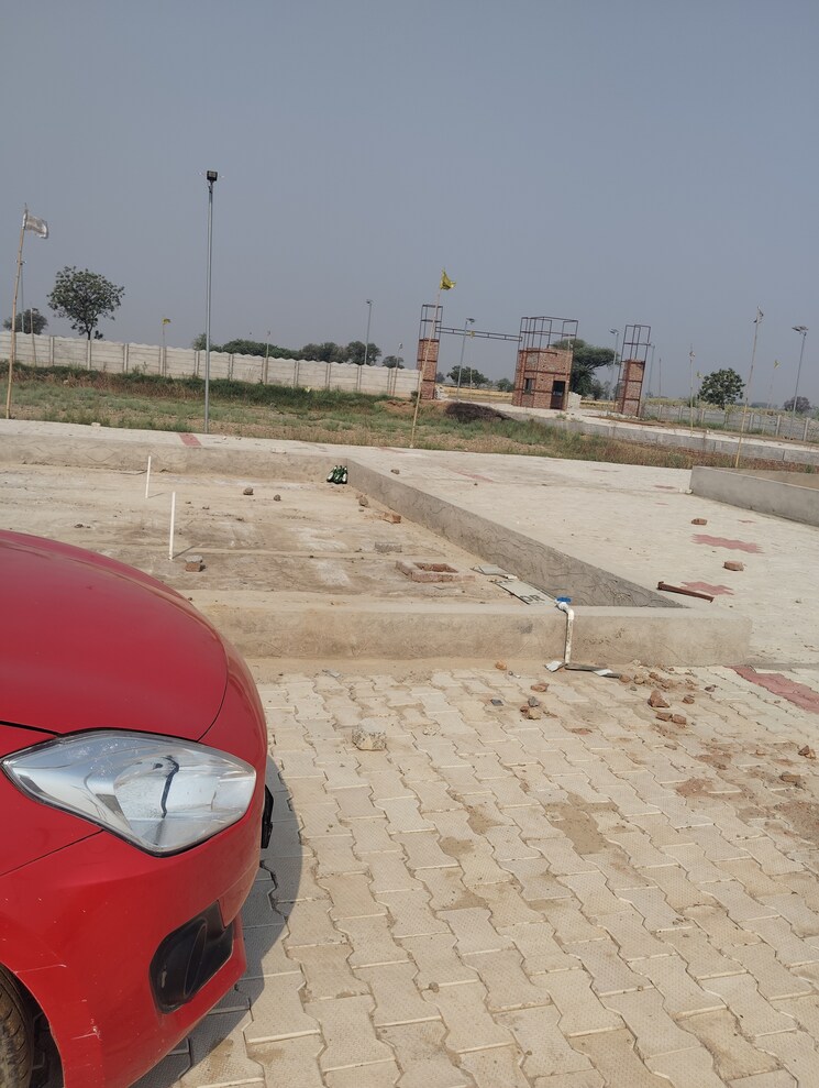 undefined, barsana  9000 Sq.Ft. Plot In Barsana Mathura 8570392