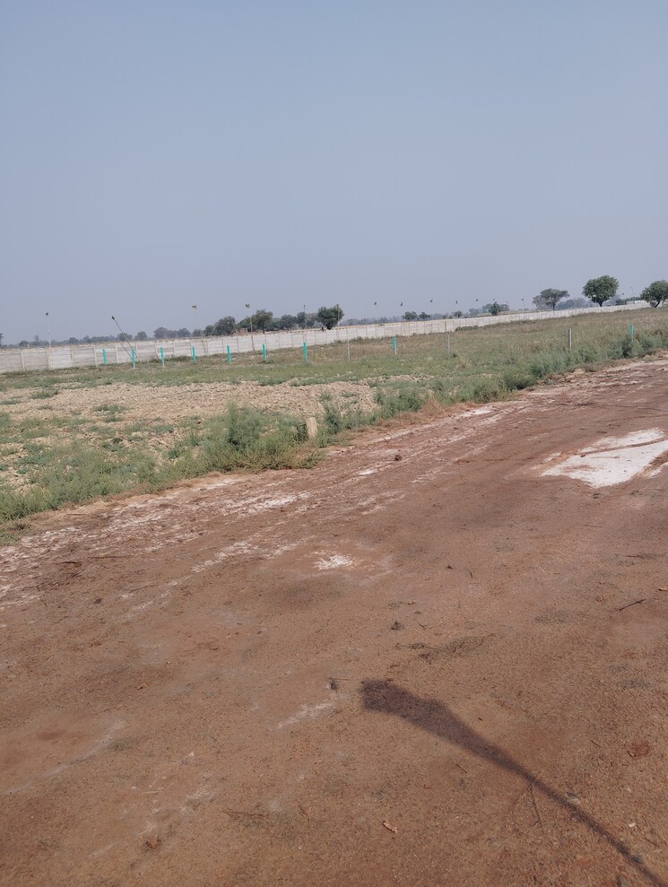 undefined, barsana  9000 Sq.Ft. Plot In Barsana Mathura 8570392