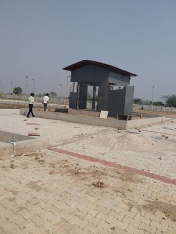  Plot For Sale in Barsana