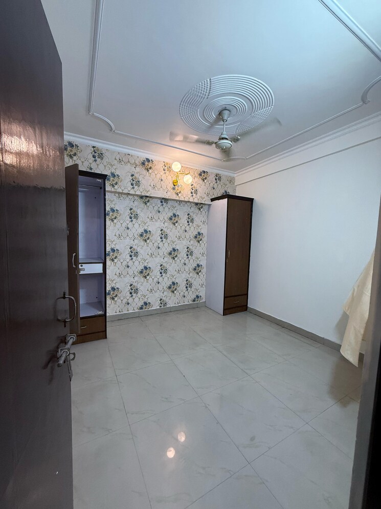 Bathroom, lokhandwala-victoria 4 Bedroom 2950 Sq.Ft. Apartment In Worli Mumbai 8570457
