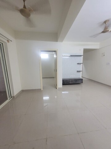 Room in 2 BHK Apartment at Whitefield – for Rent