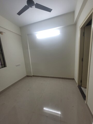 Room in 2 BHK Apartment at Whitefield – for Rent