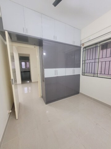Room in 2 BHK Apartment at Whitefield – for Rent
