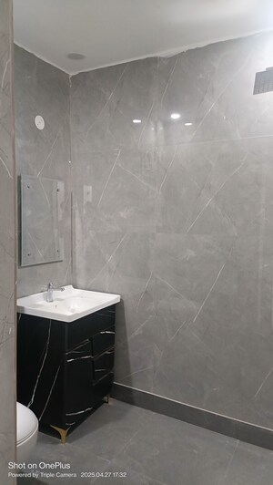 Bathroom in 3 BHK Builder Floor at Ashoka Enclave Faridabad, Sector 34 – for Sale