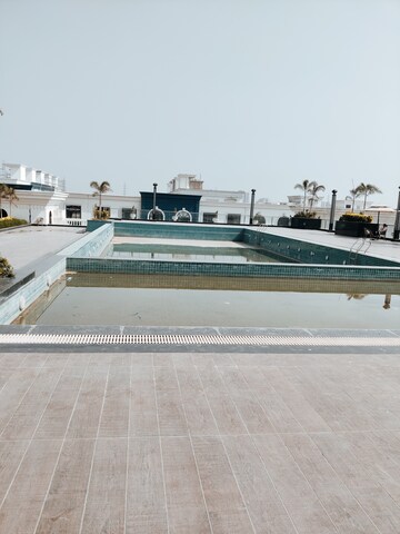 Swimming Pool in 3 BHK Apartment at Omaxe Royal Residency Faridabad, Sector 79 – for Rent