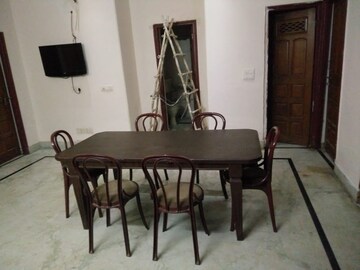 Gym in 4 BHK Builder Floor at Sector 43 – for Rent