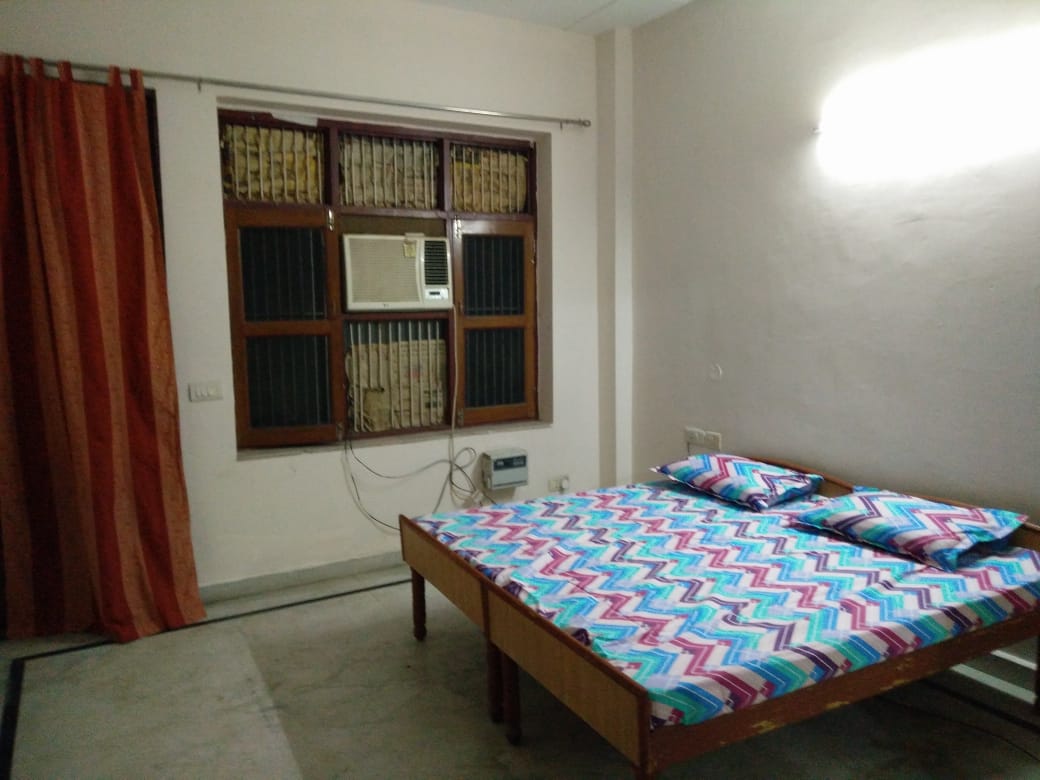 4 BHK + Study Room Builder Floor For Rent in Sector 43