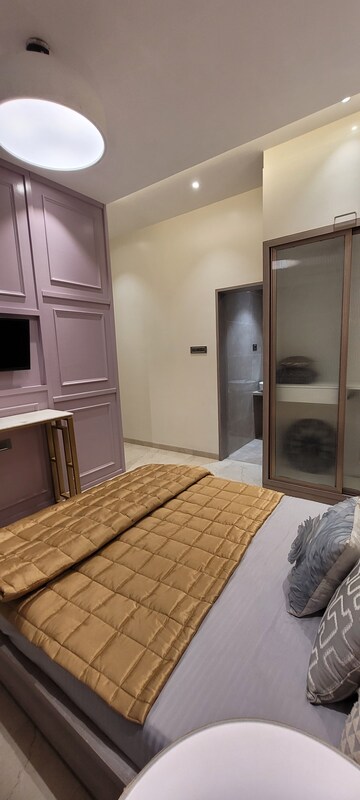 Room in 2 BHK Apartment at Dahisar East – for Sale