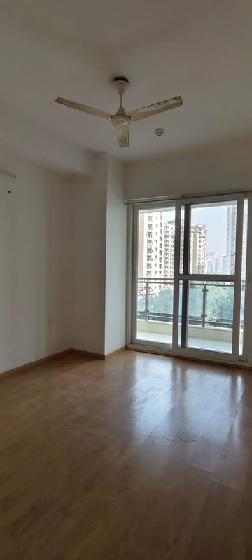 Room in 3 BHK Apartment at Mahagun Mezzaria, Sector 78 – for Rent