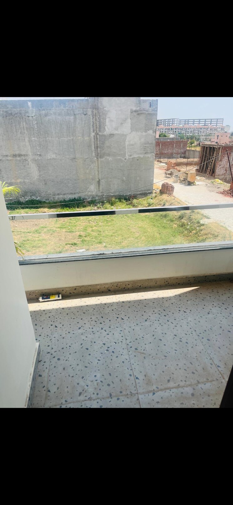 Balcony, central-town 2 Bedroom 1130 Sq.Ft. Independent House In Vip Road Zirakpur 8570984