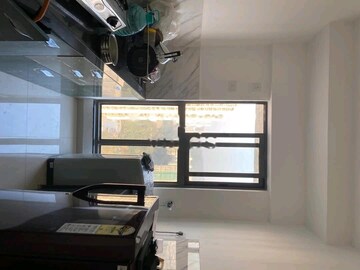 2 BHK Apartment For Sale in UK Iridium, Kandivali East