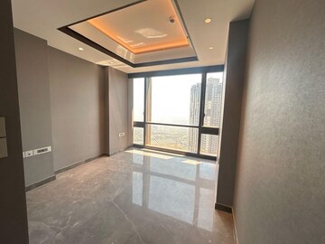 Room in 4 BHK Apartment at Lodha Trump Tower, Worli – for Sale