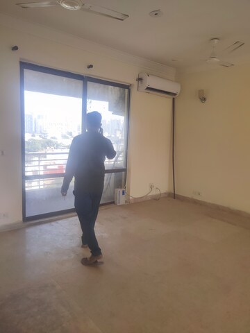 Kitchen in 2 BHK Apartment at Unitech Fresco, Sector 50 – for Rent