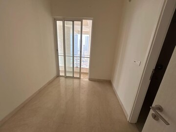 Room in 3 BHK Apartment at Indiabulls Sky Forest, Lower Parel – for Sale