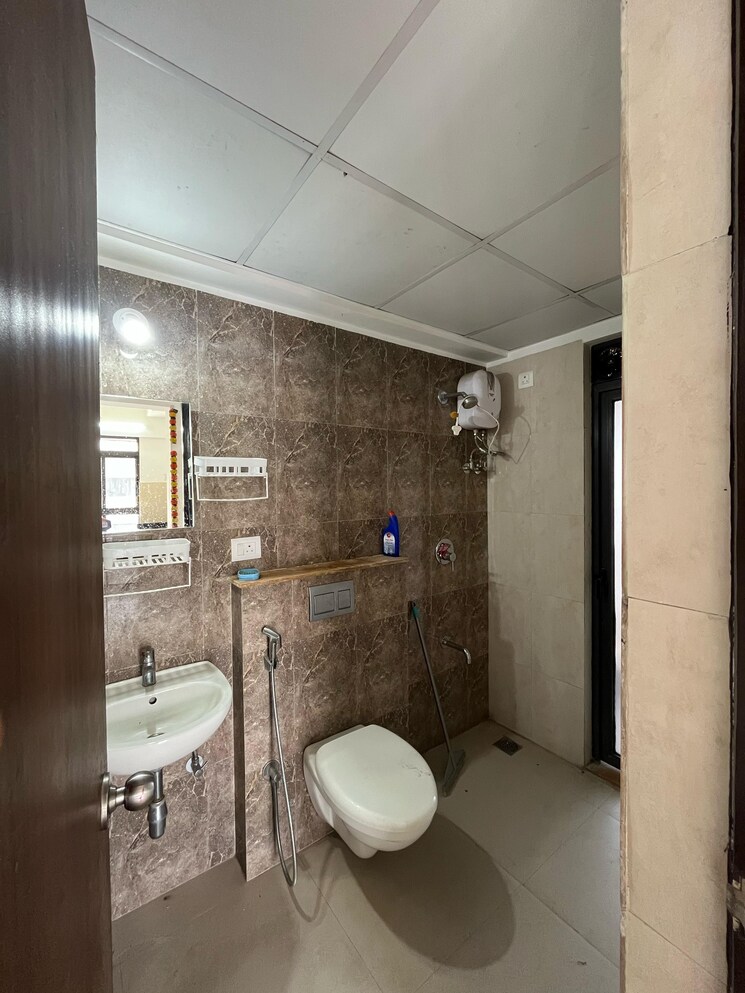 Attached Bathroom, lodha-palava-downtown-dombivli-east 1 Bedroom 676 Sq.Ft. Apartment In Dombivli East Thane 8571140