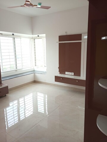 Room in 3 BHK Apartment at Bollineni Bion, Kothaguda – for Rent
