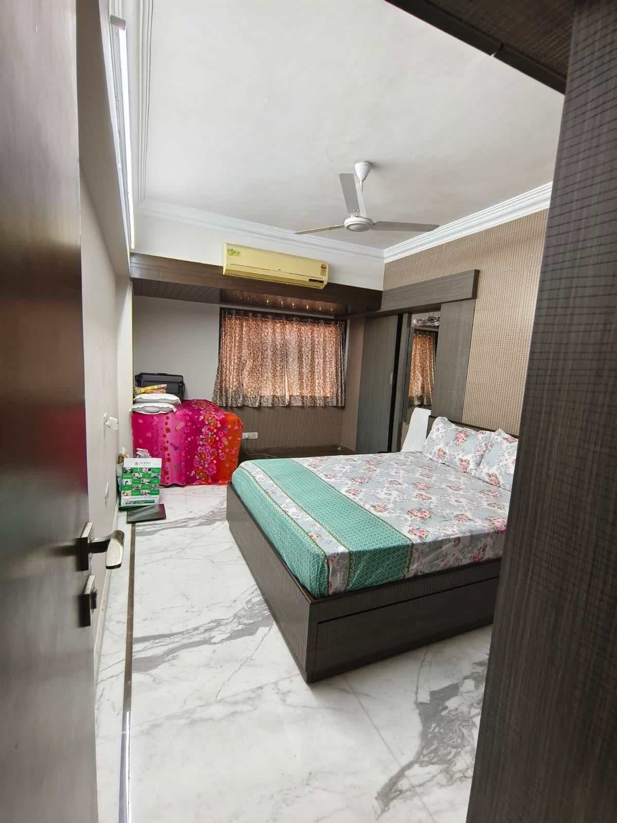 3 BHK Apartment For Rent in RNA Classic Apartment