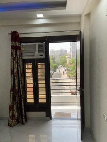 Room in 2 BHK Builder Floor at Pratap Vihar – for Sale