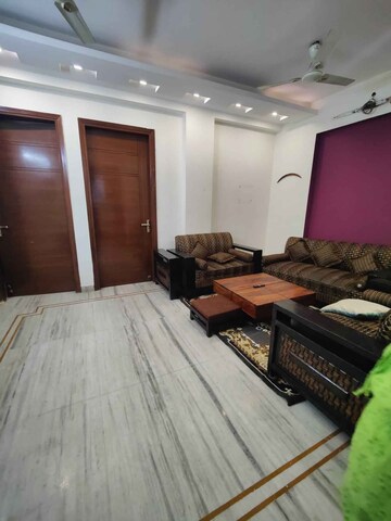 Bedroom in 2 BHK Builder Floor at Sector 9 – for Rent