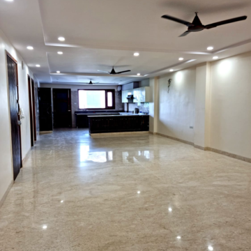 Parking in 3 BHK Builder Floor at Sector 23 – for Rent