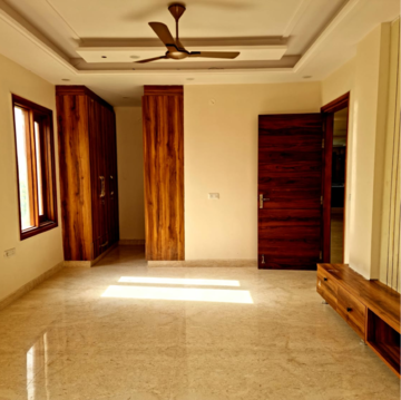 Bedroom in 3 BHK Builder Floor at Sector 23 – for Rent