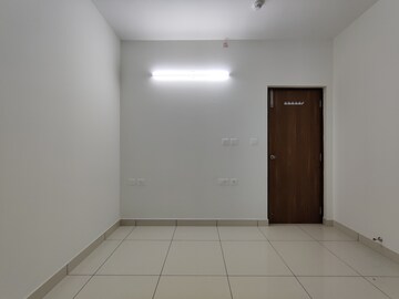 Room in 2 BHK Apartment at Prestige Finsbury Park Hyde, Bagaluru  – for Rent