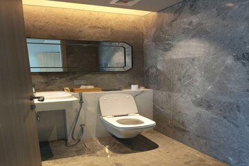 Bathroom in 4 BHK Apartment at Rustomjee Crown, Prabhadevi – for Sale