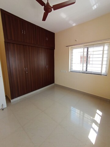 2 BHK Apartment For Rent in Prestige High Fields, Gachibowli