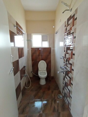 Furnished Amenities in 2 BHK Apartment at Prestige High Fields, Gachibowli – for Rent