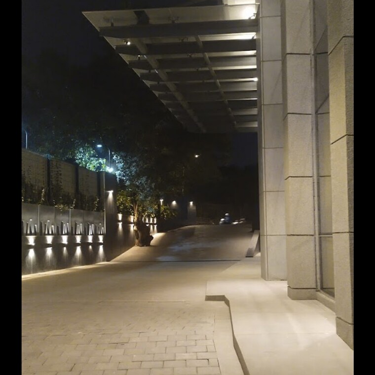  Parking, andheri east Commercial Office Space 1800 Sq.Ft. In Andheri East Mumbai 8571849