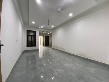 Room in 2 BHK Apartment at Palm Residency Chhatarpur, Chattarpur – for Rent
