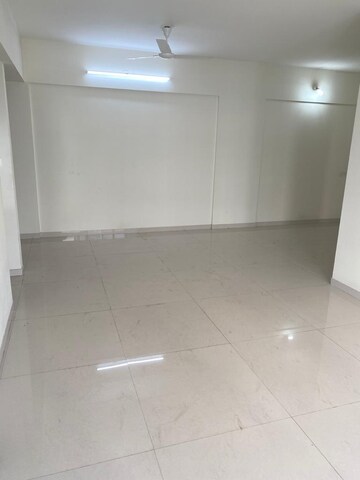 Room in 1 BHK Apartment at Godrej The Trees, Vikhroli East – for Rent