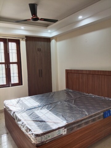 Bedroom in 2 BHK Apartment at Palm Residency Chhatarpur, Chattarpur – for Rent