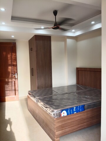 Bedroom in 2 BHK Apartment at Palm Residency Chhatarpur, Chattarpur – for Rent