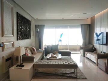 Living Room in 4 BHK Apartment at Lokhandwala Minerva Mahalaxmi, Mahalaxmi – for Sale