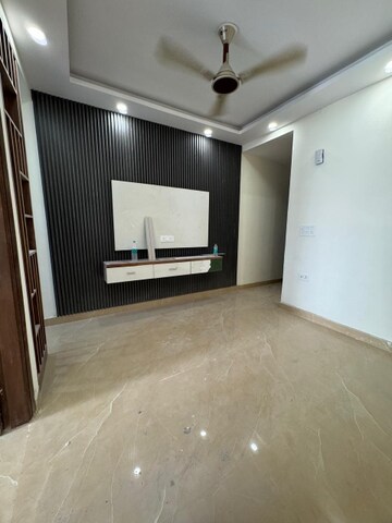 Bedroom in 3 BHK Builder Floor at Chattarpur – for Sale
