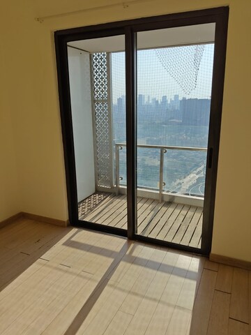 2 BHK Apartment For Rent in Lodha New Cuffe Parade, Wadala
