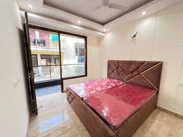 Bedroom in 2 BHK Builder Floor at Saket – for Rent