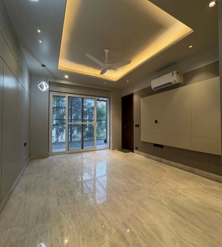 Room, gaur-city-2-14th-avenue 3 Bedroom 1300 Sq.Ft. Apartment In Sector 16c Greater Noida Greater Noida 8572190