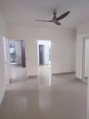 Furnished Amenities in 3 BHK Apartment at Emaar Emerald Floors Premier, Sector 65 – for Rent