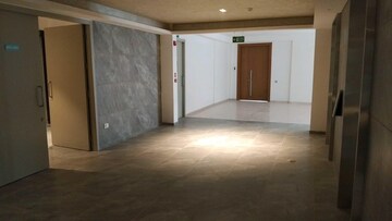 Room in 4 BHK Apartment at Rustomjee Crown, Prabhadevi – for Sale