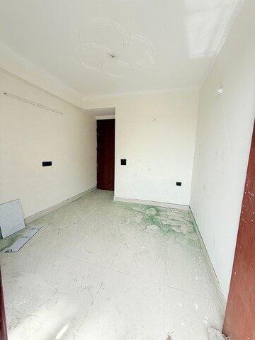 Room in 1 BHK Builder Floor at Saket – for Rent