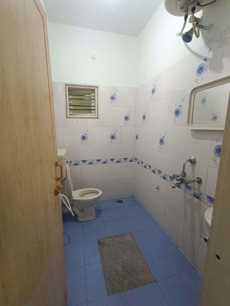 Bathroom, harlur 1 Bedroom 450 Sq.Ft. Builder Floor In Harlur Bangalore 8572256