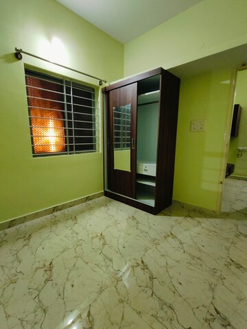 Room in 1 RK Builder Floor at Hsr Layout – for Rent