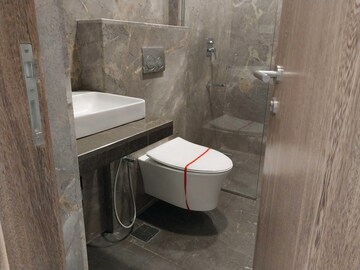Bathroom in 3 BHK Apartment at Prestige Jasdan Classic, Mahalaxmi – for Sale