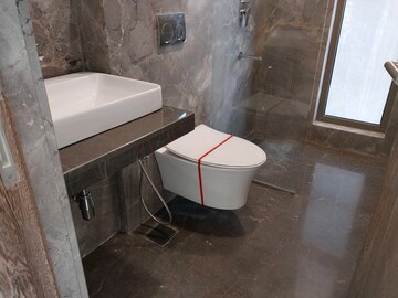 Bathroom in 3 BHK Apartment at Prestige Jasdan Classic, Mahalaxmi – for Sale
