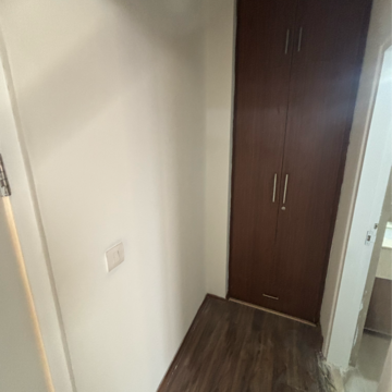 Room in 2 BHK Apartment at Ireo Uptown, Sector 66 – for Rent