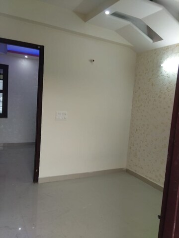 1 RK Builder Floor For Rent in DS Homes Noida, Sector 70