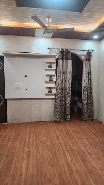 2 BHK Builder Floor For Rent in Spring Field, Sector 31